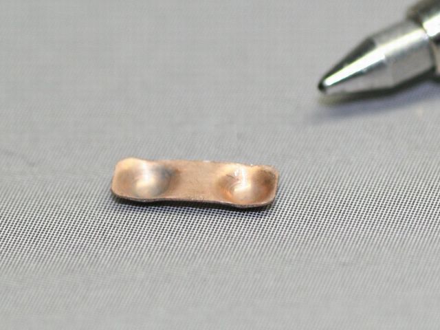 りん青銅接点、微細絞り品（精密板金）