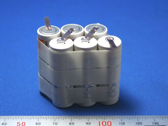 ニッケル水素組電池